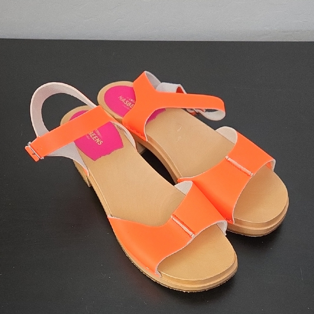 Swedish Hasbeen Tine Stylish Bright Neon  Orange Sandals for Women Size 38 (8)
